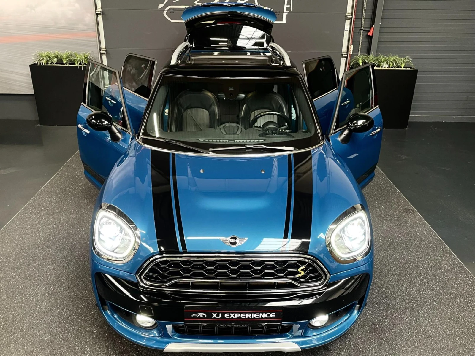 MINI-Countryman