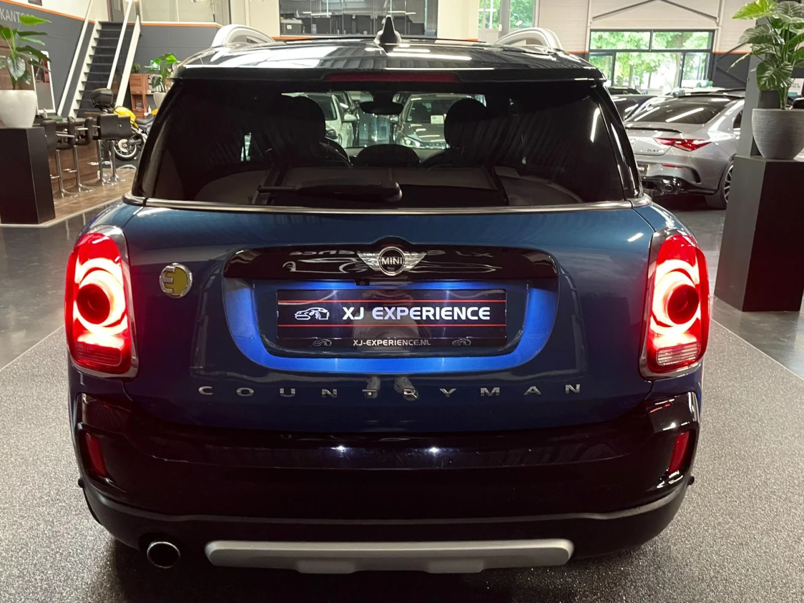 MINI-Countryman