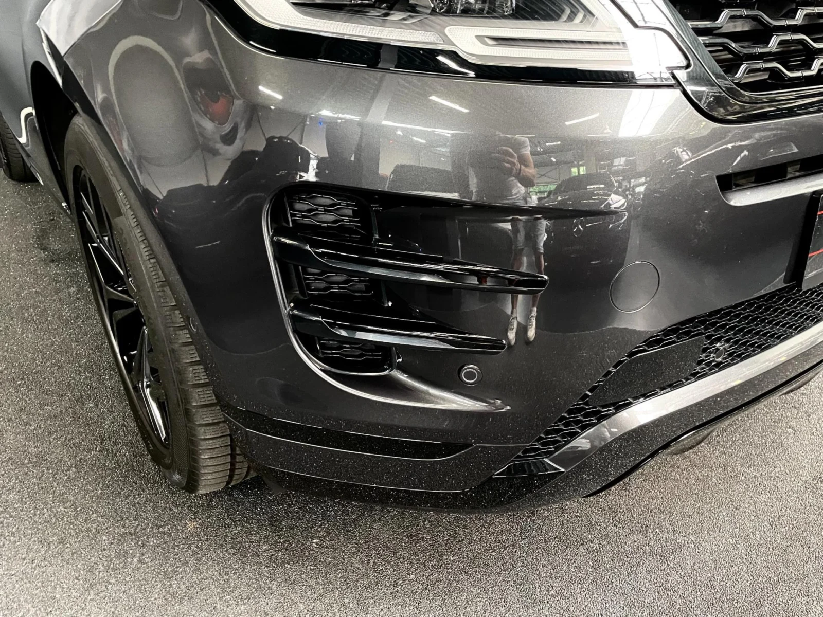 Land Rover-Range Rover Evoque