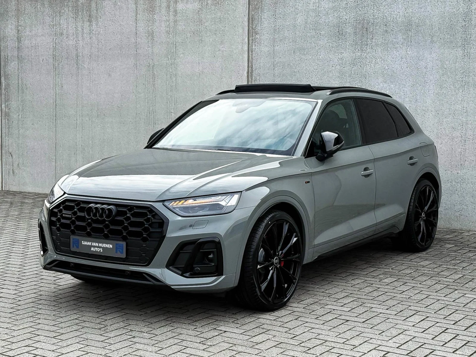 Audi-Q5