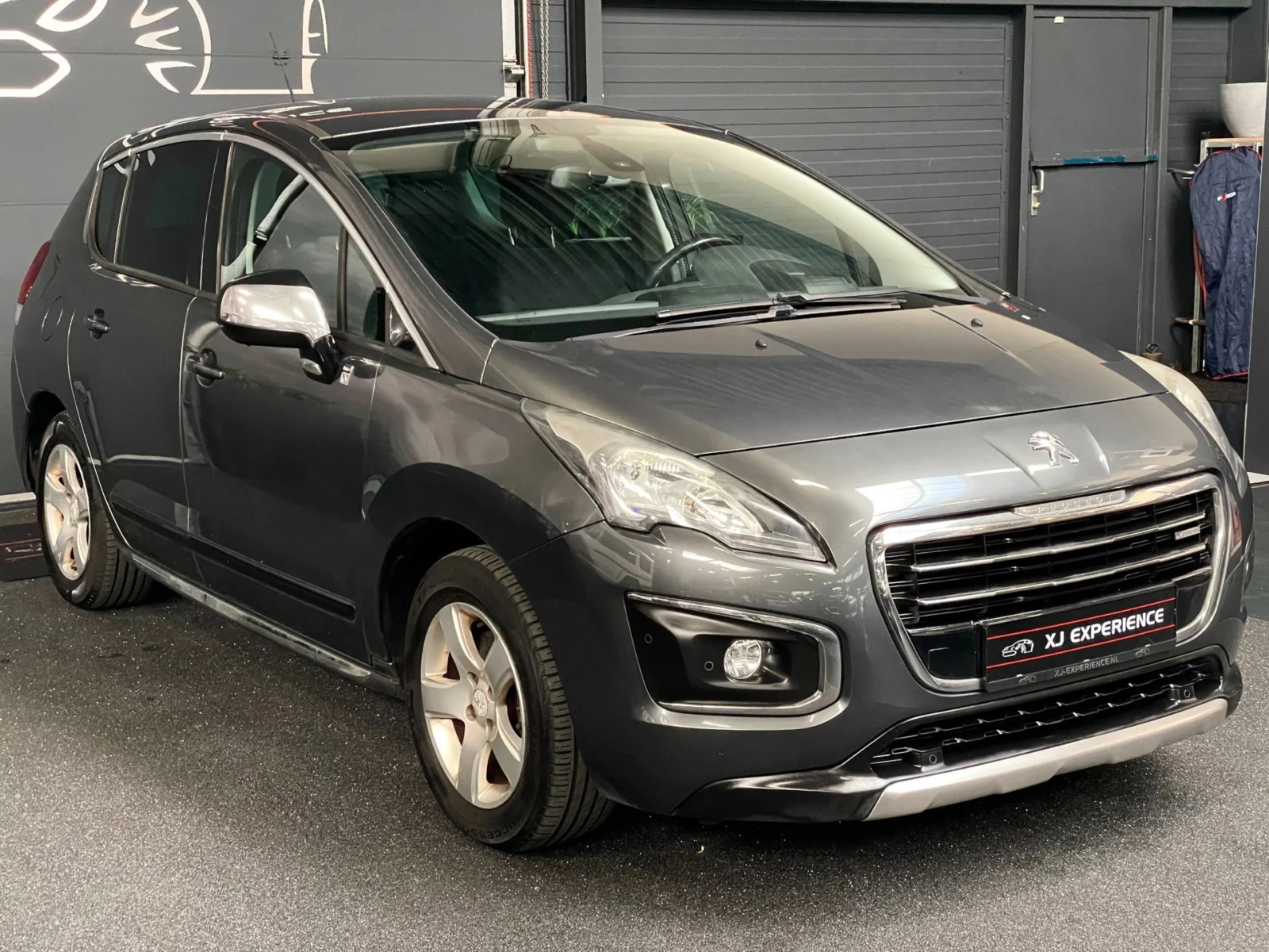Peugeot-3008