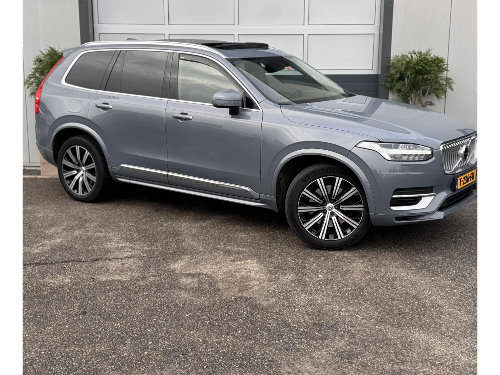 Volvo-XC90