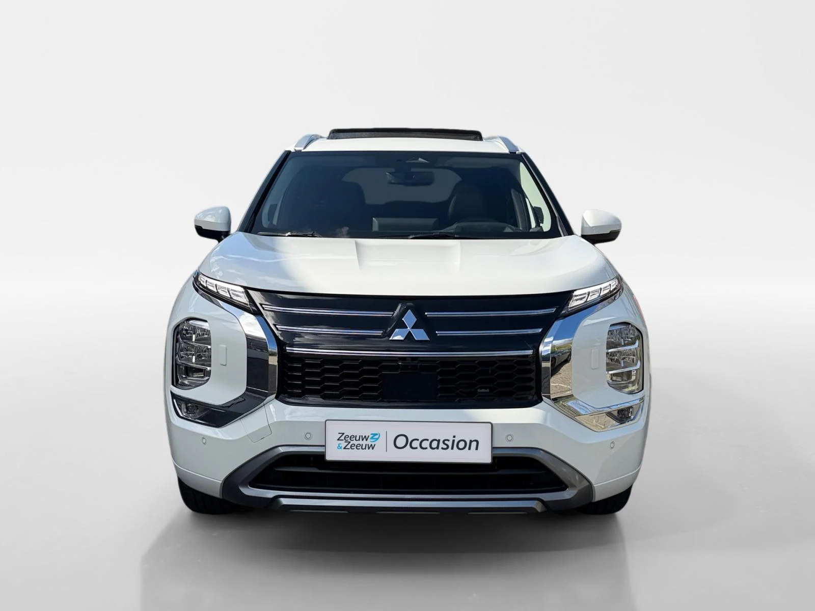 Mitsubishi-Outlander