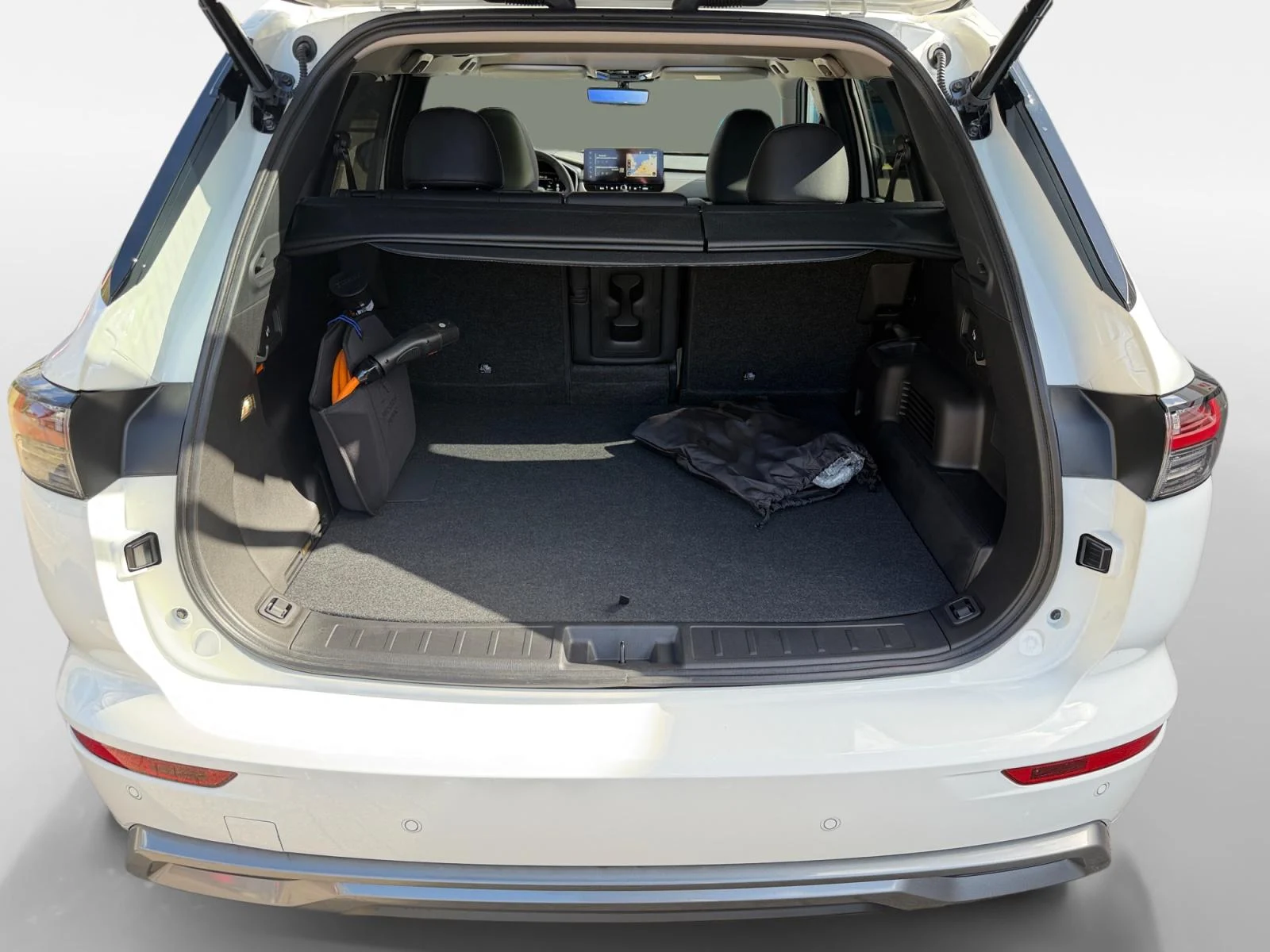 Mitsubishi-Outlander