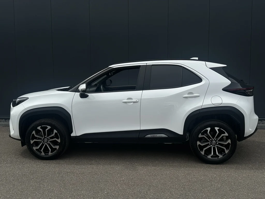 Toyota-Yaris Cross