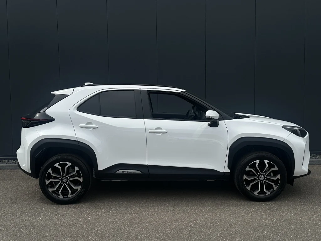 Toyota-Yaris Cross