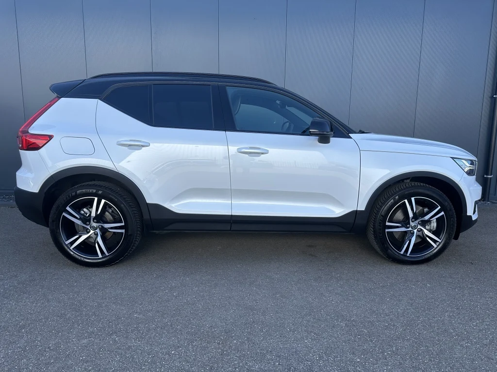 Volvo-XC40