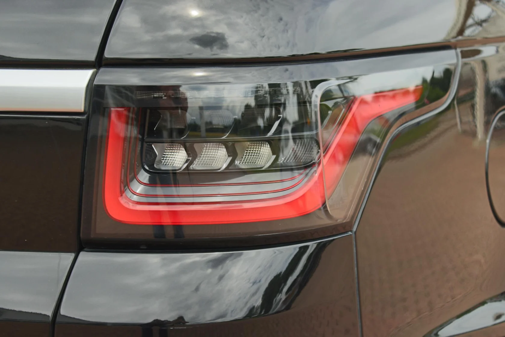 Land Rover-Range Rover Sport