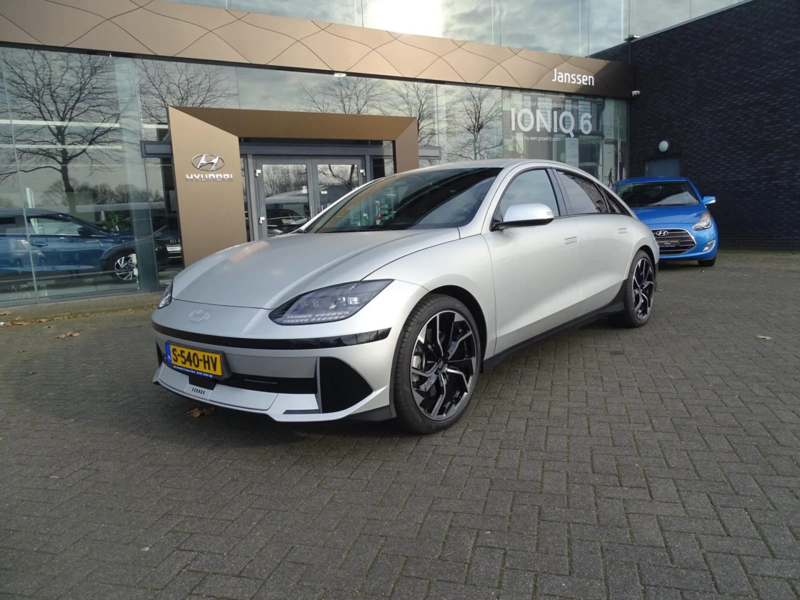 Hyundai Ioniq 6 Connect 1e eig