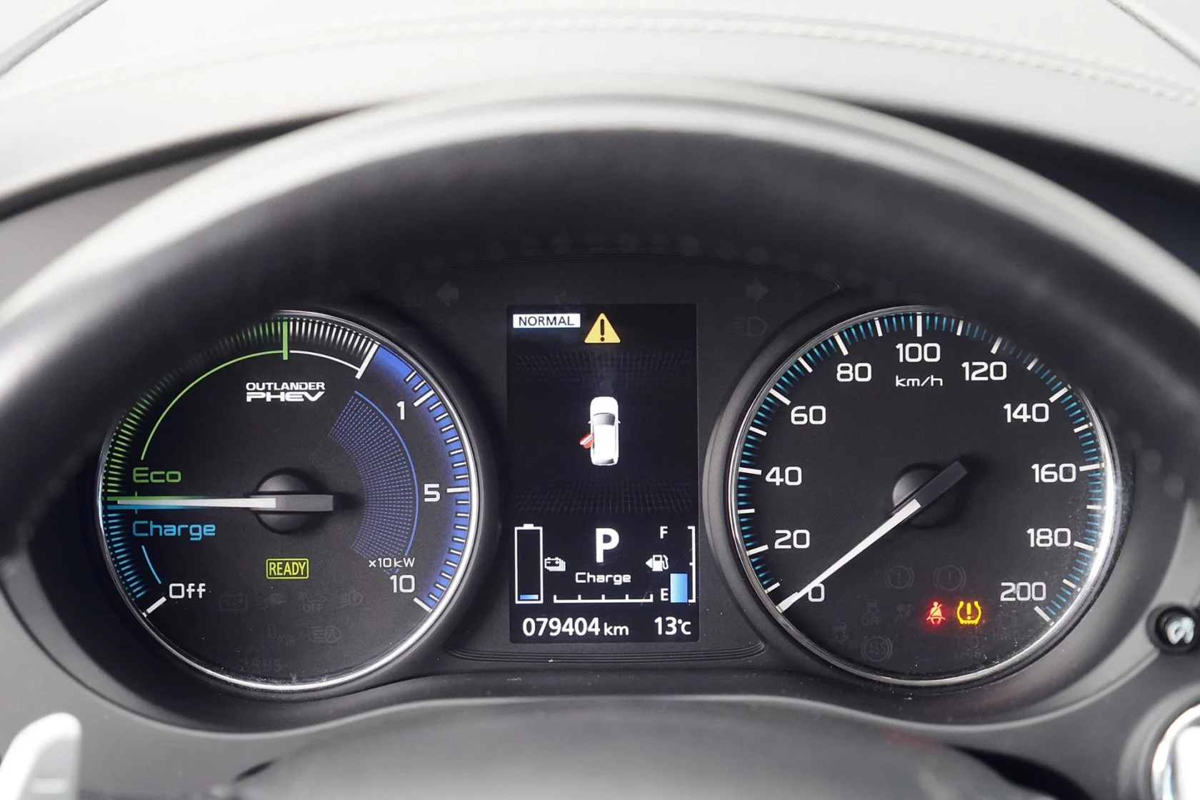 Mitsubishi-Outlander