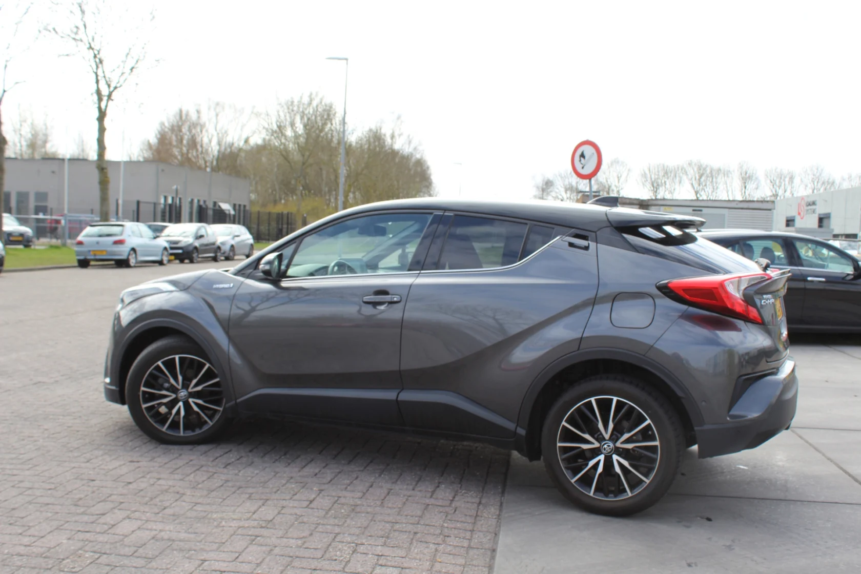 Toyota-C-HR
