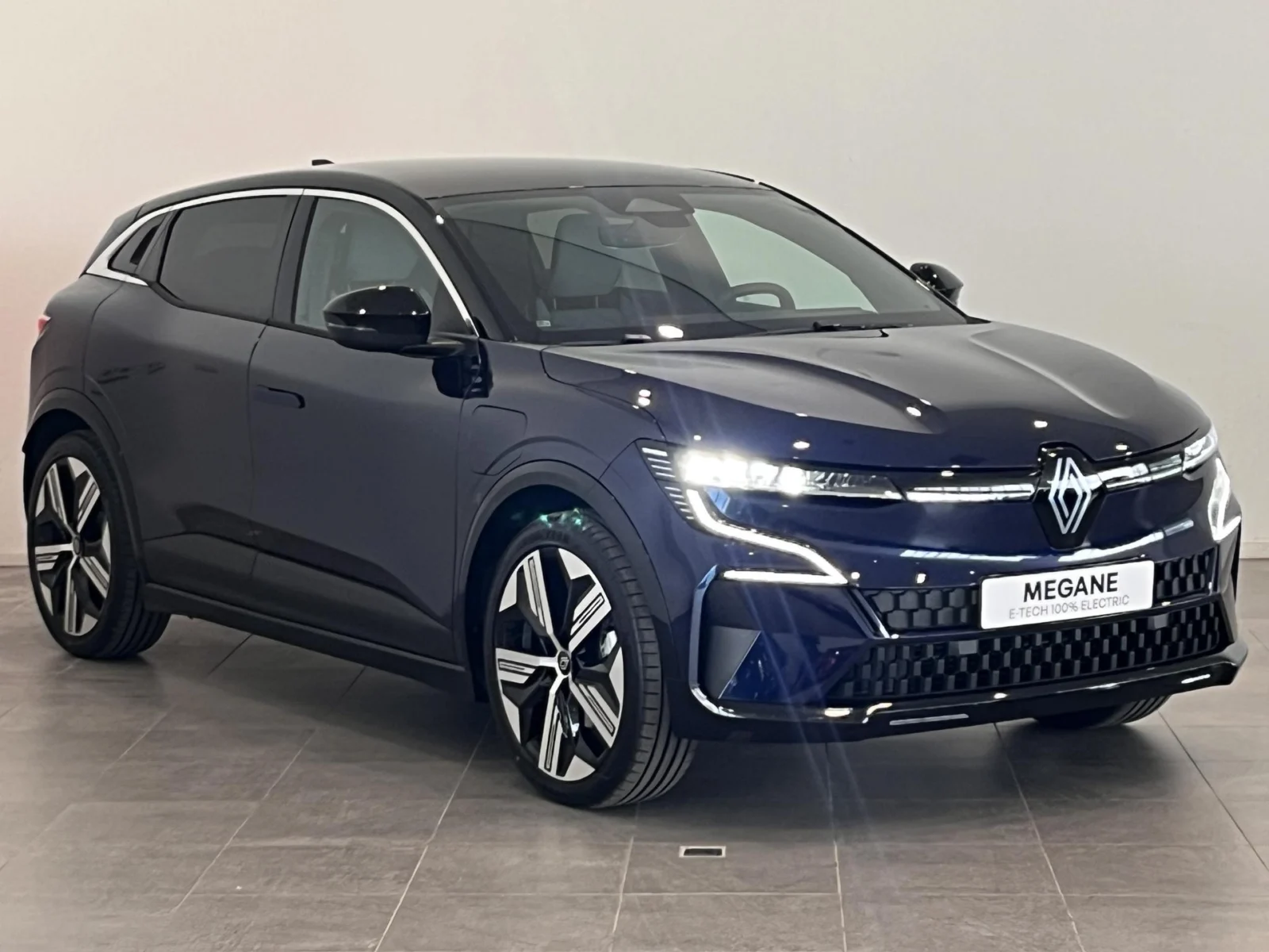 Renault-Megane E-Tech Electric
