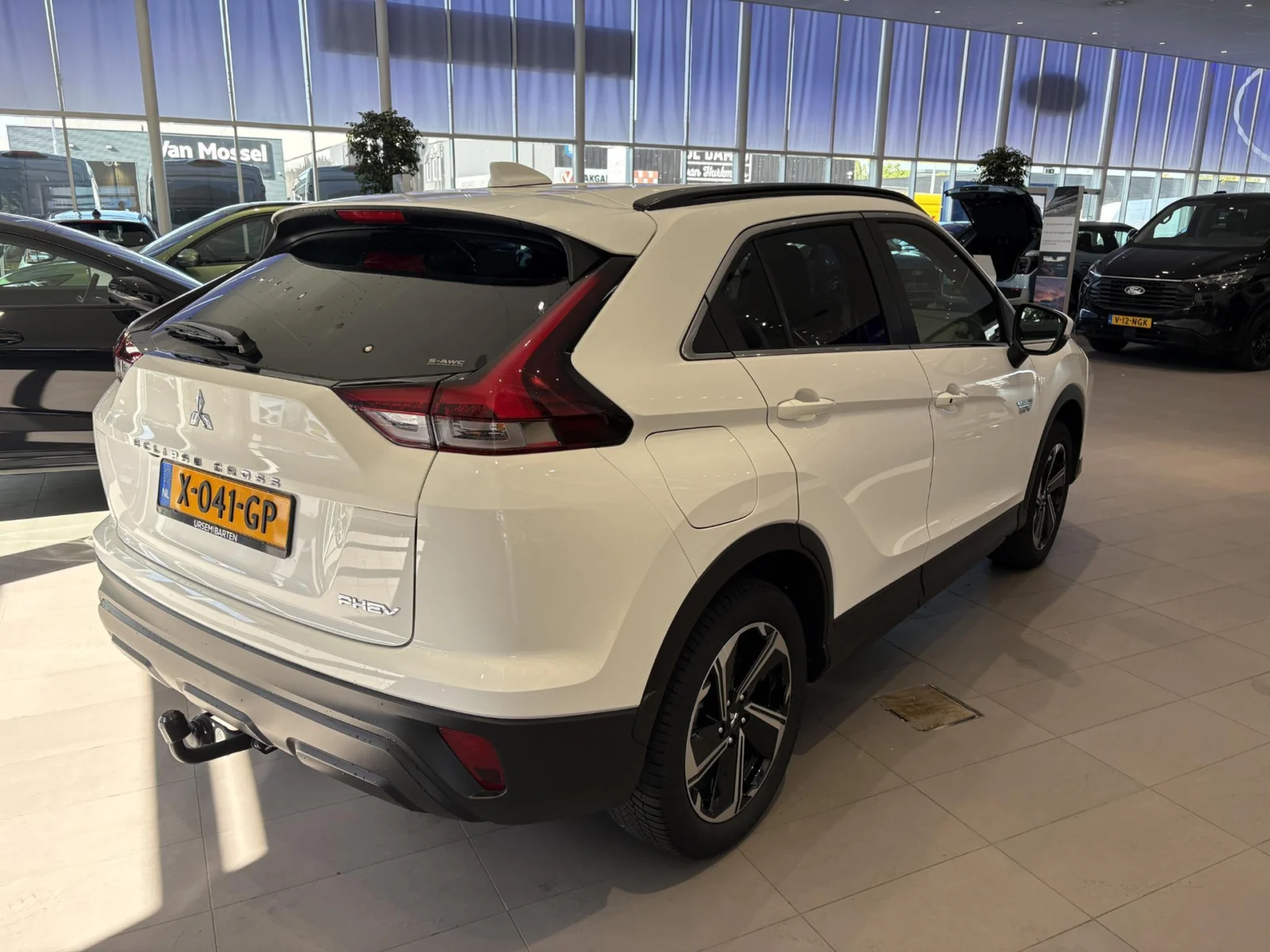 Mitsubishi-Eclipse Cross