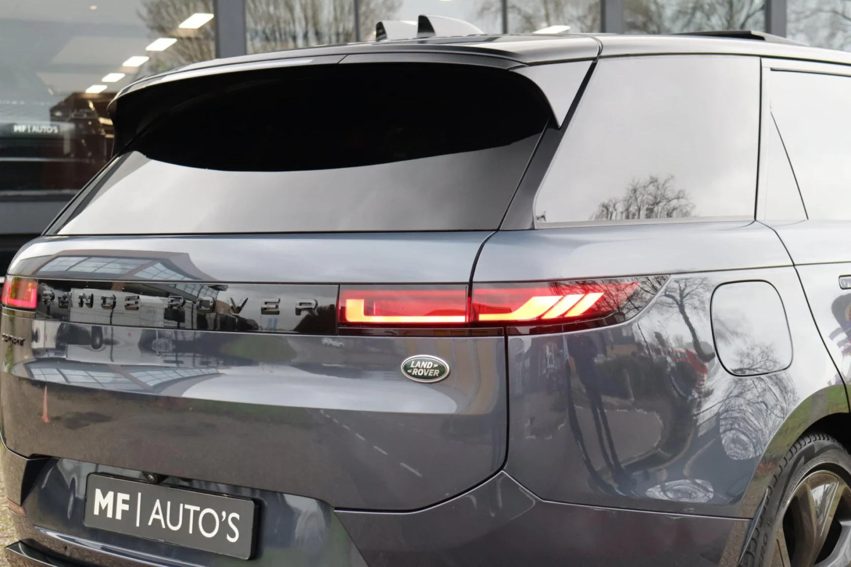 Land Rover-Range Rover Sport