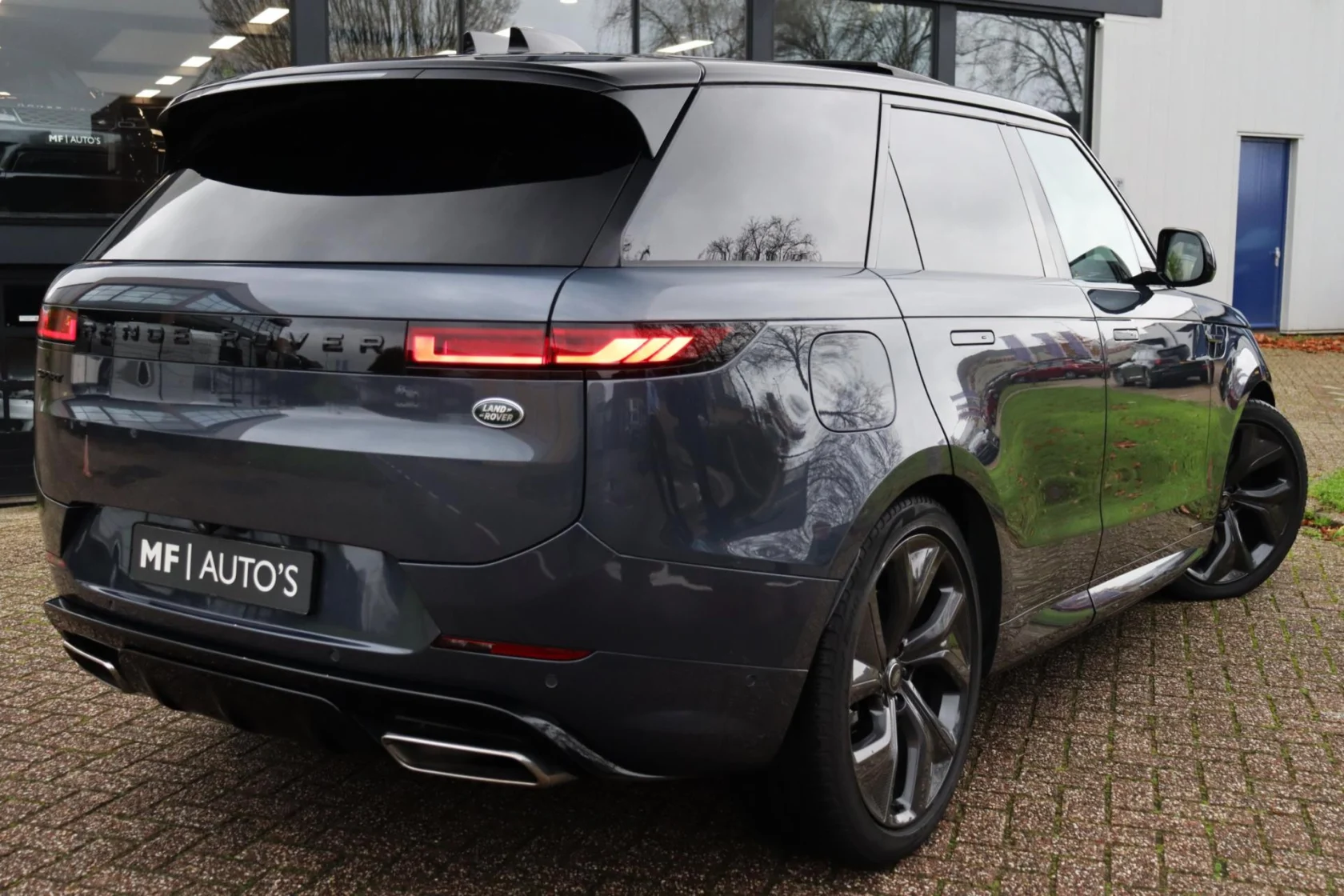 Land Rover-Range Rover Sport