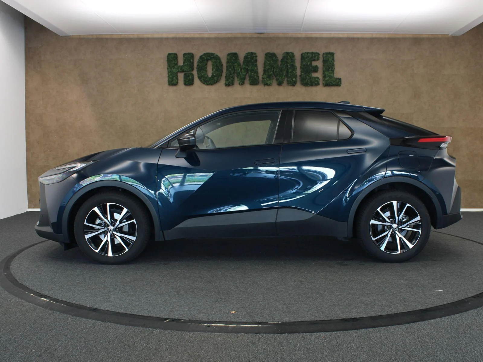 Toyota-C-HR