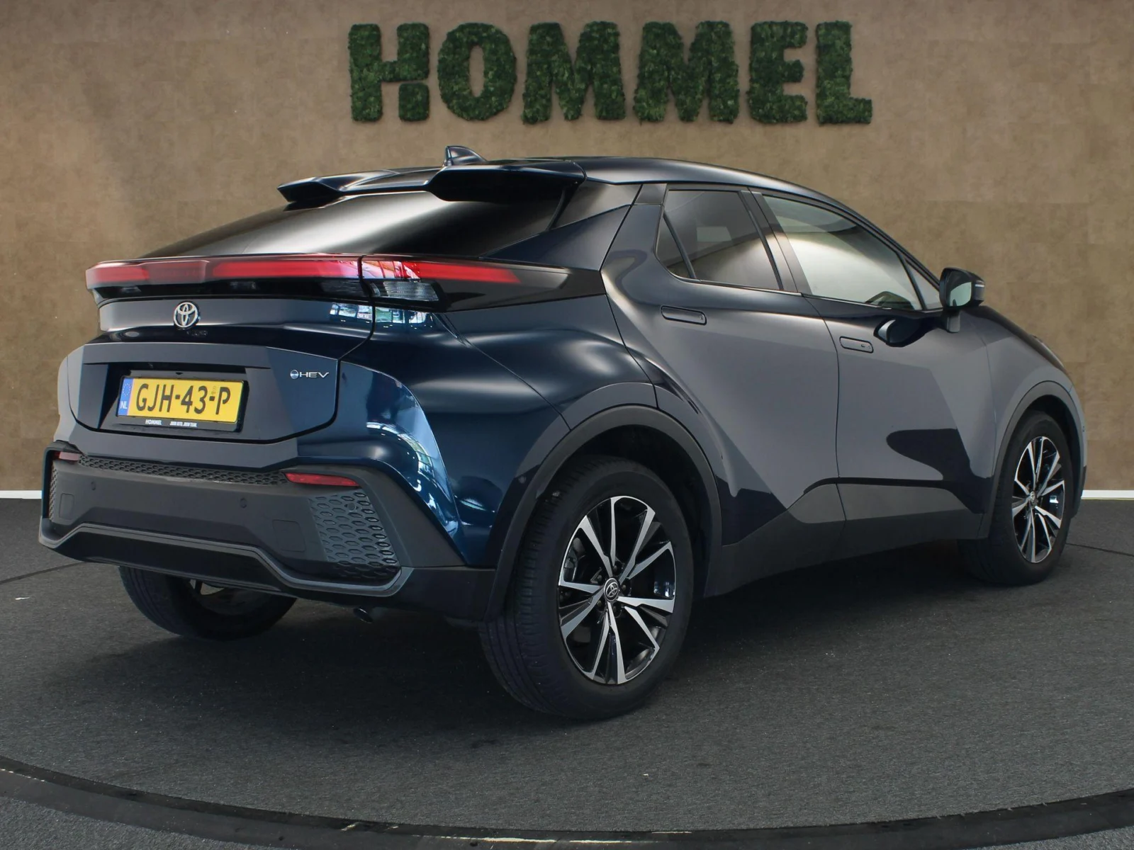 Toyota-C-HR