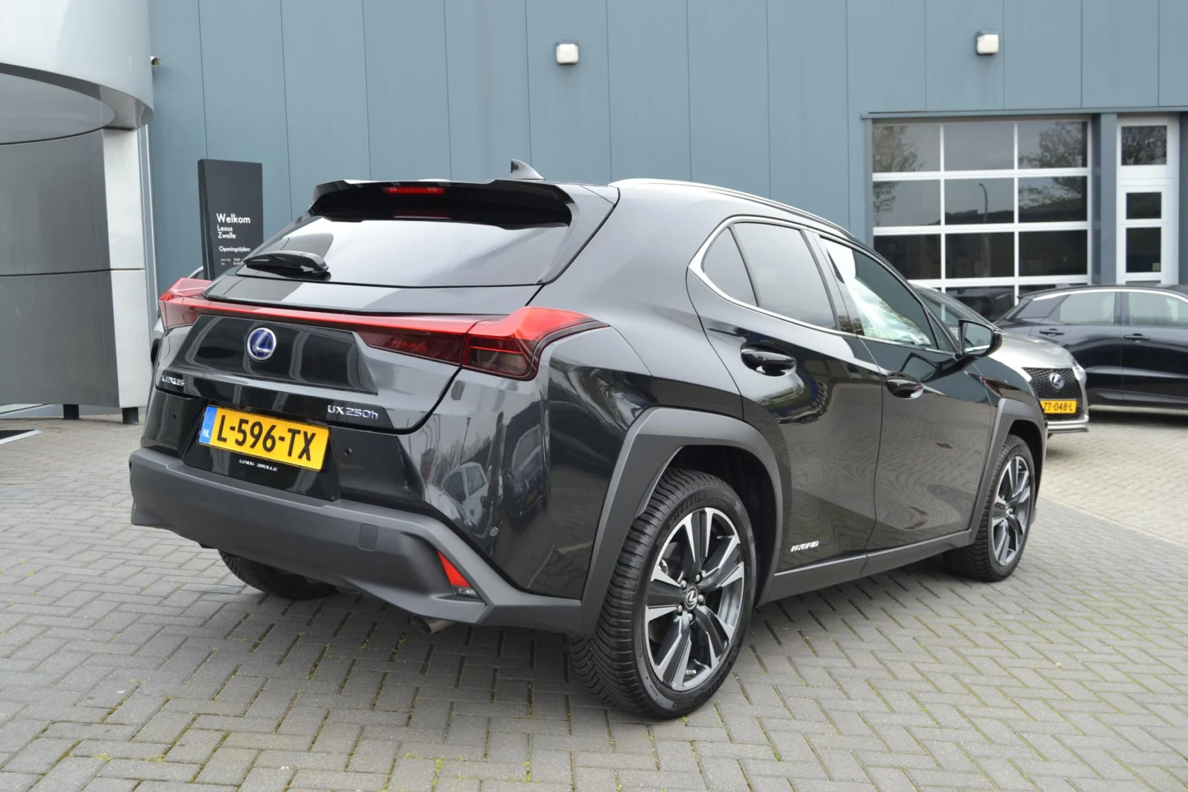 Lexus-UX