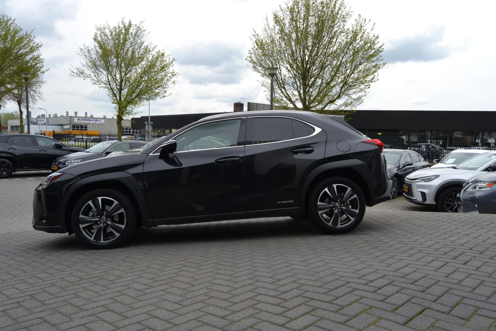 Lexus-UX