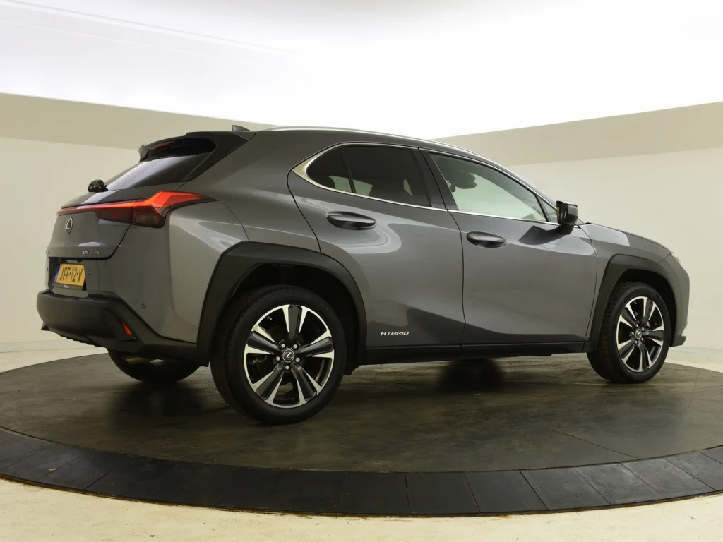 Lexus-UX