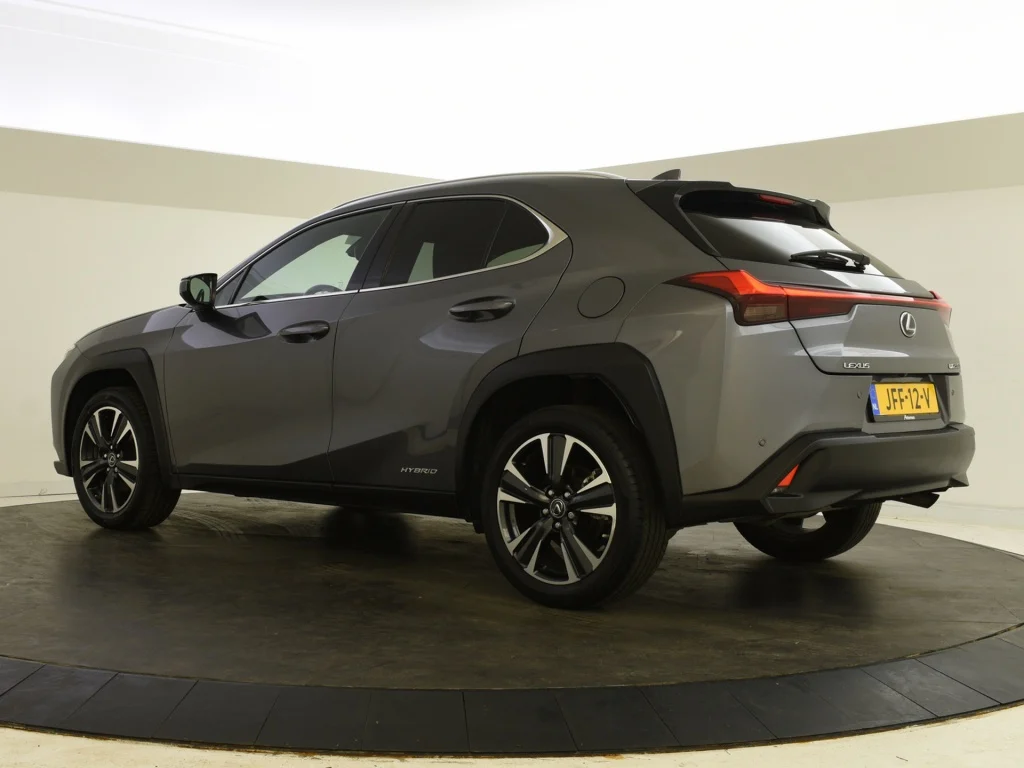 Lexus-UX