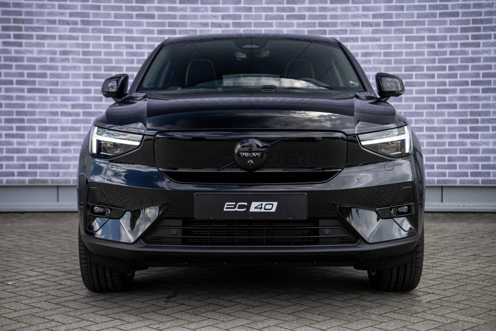 Volvo-EC40
