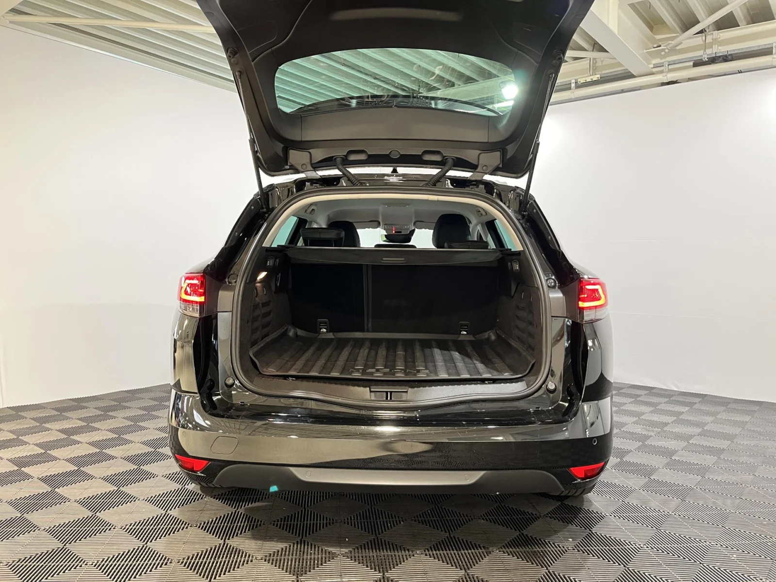 Renault-Mégane E-Tech