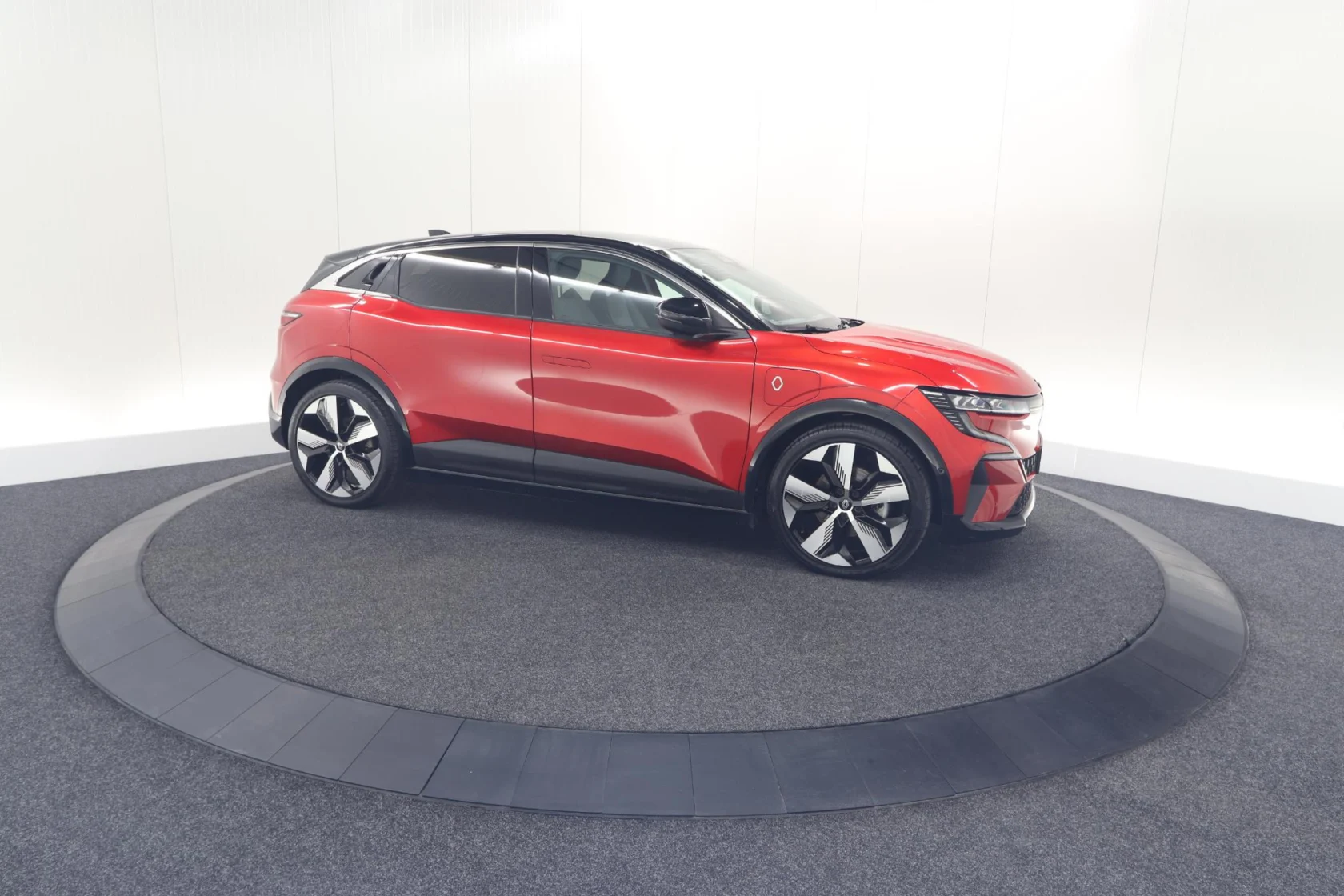 Renault-Megane E-Tech Electric