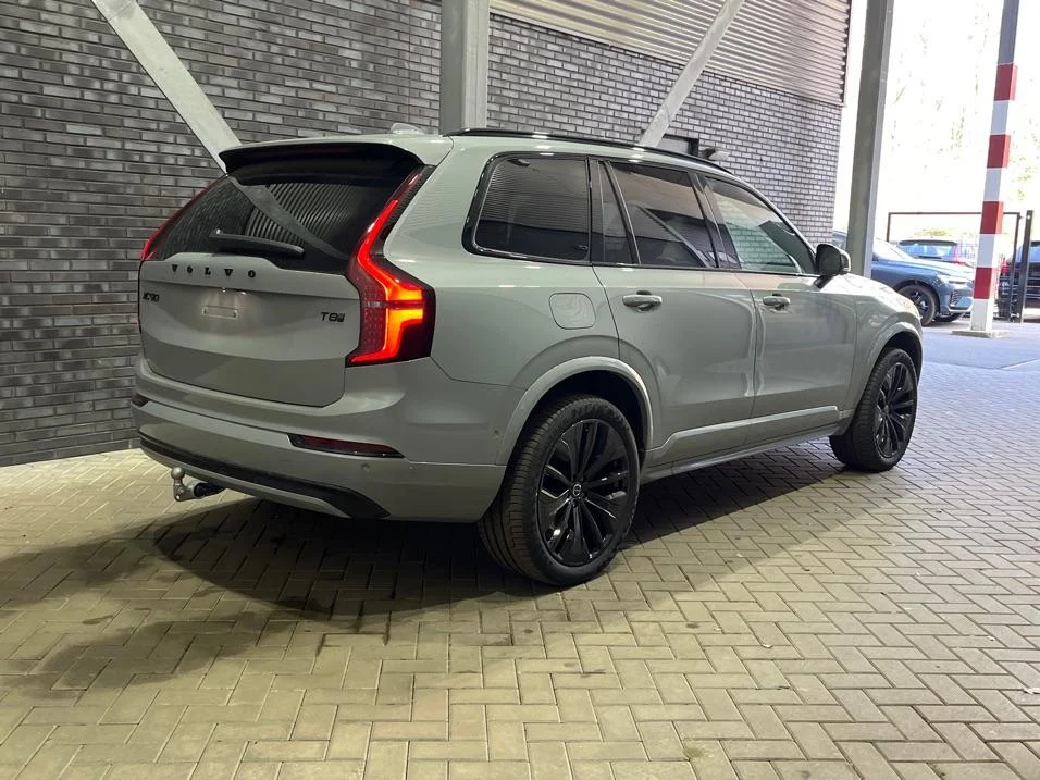 Volvo-XC90