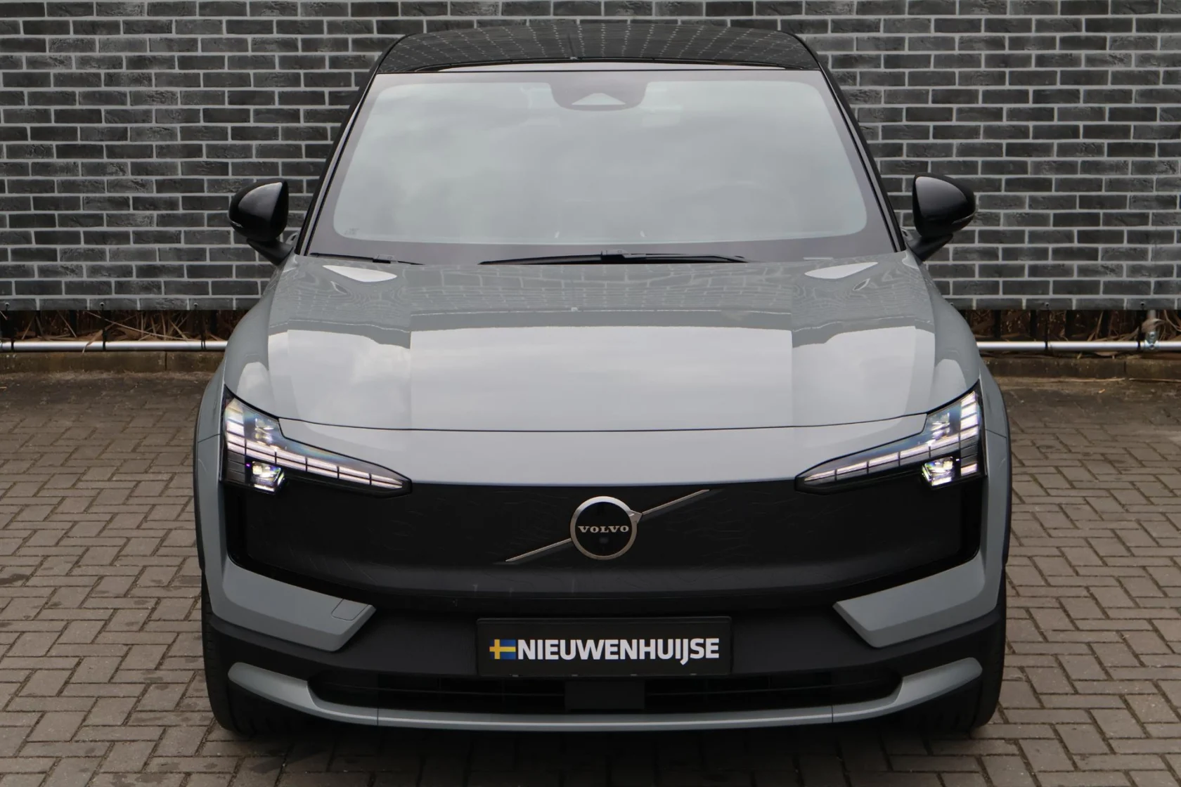 Volvo-EX30 Cross Country