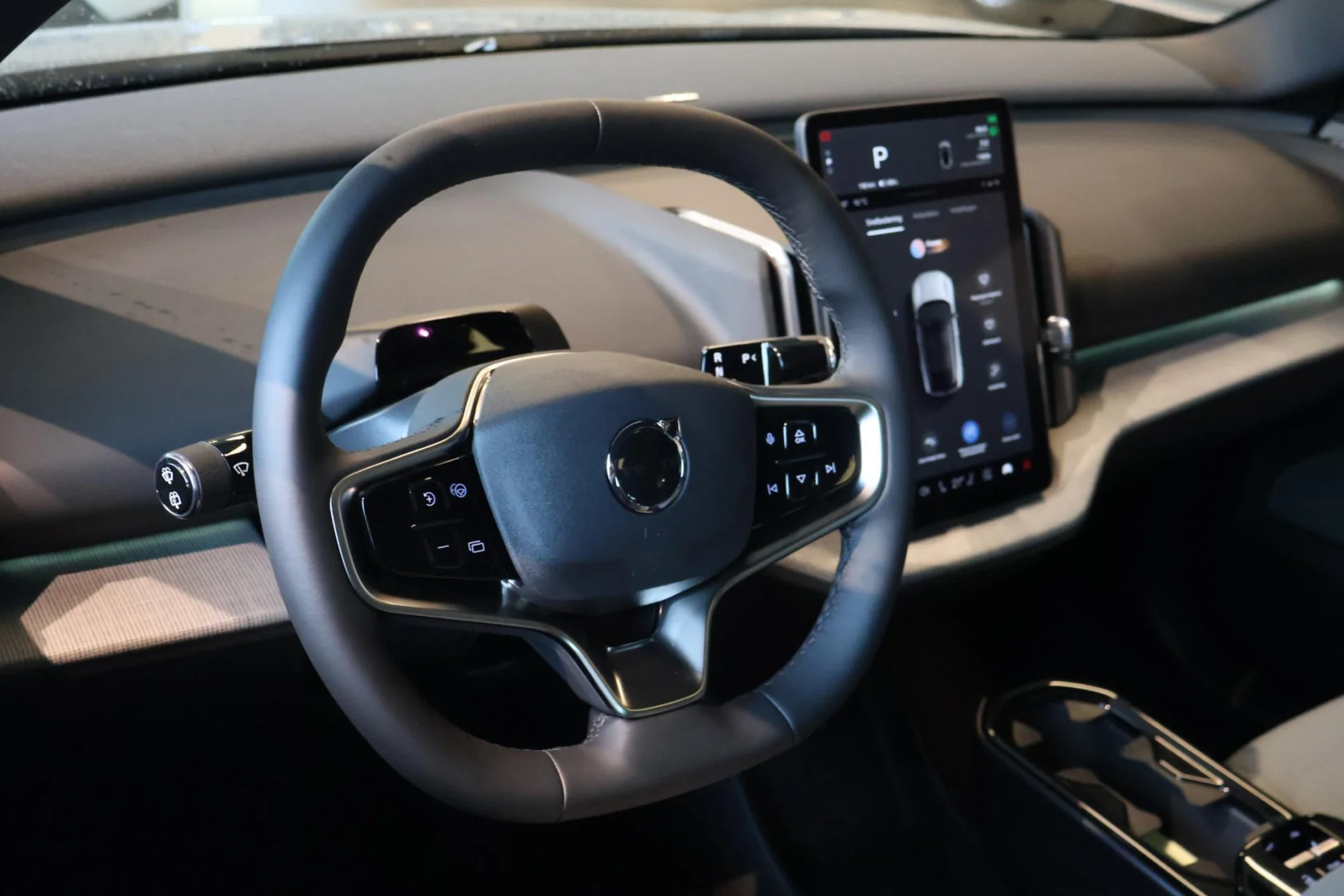 Volvo-EX30 Cross Country