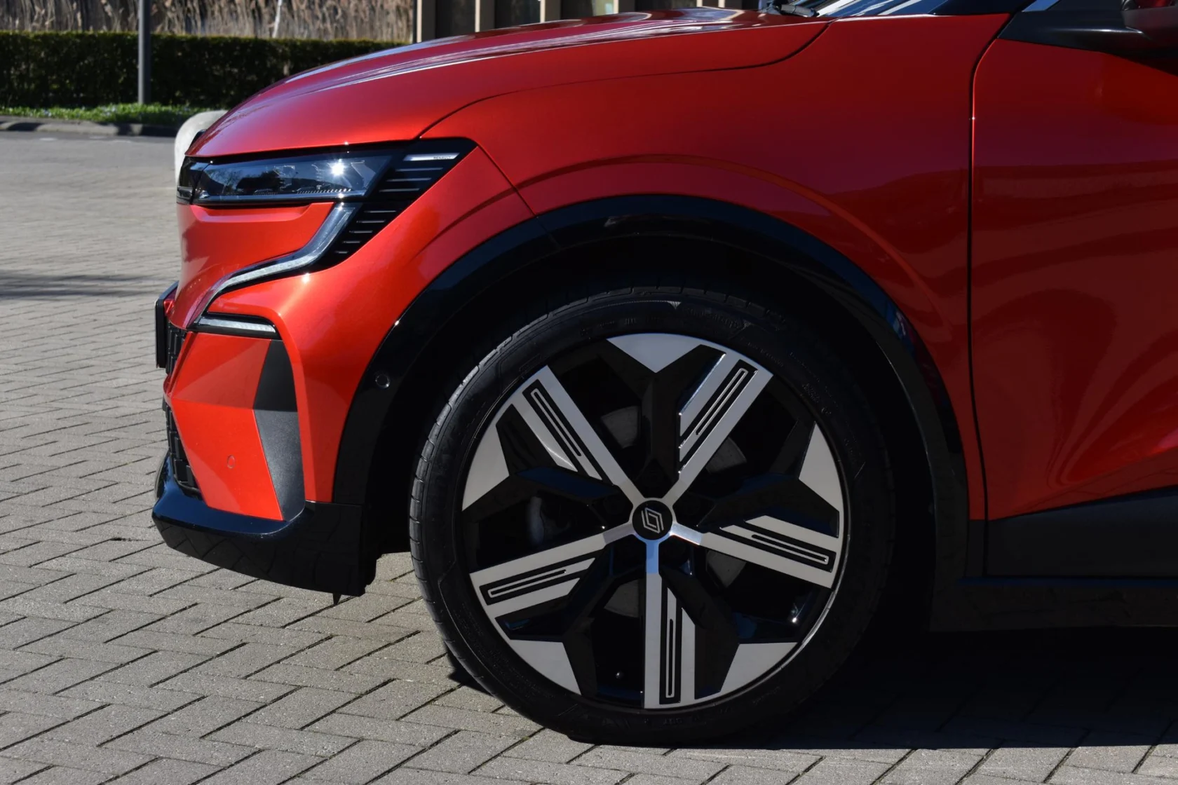 Renault-Megane E-Tech Electric