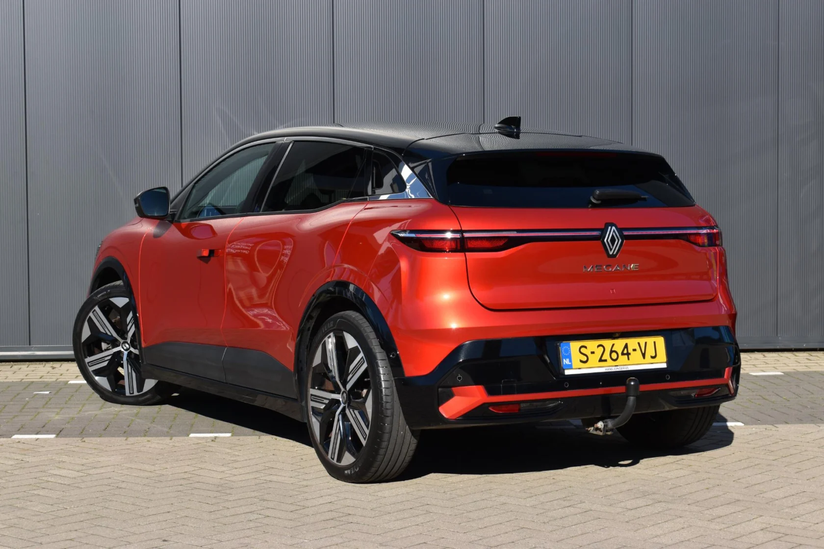 Renault-Megane E-Tech Electric