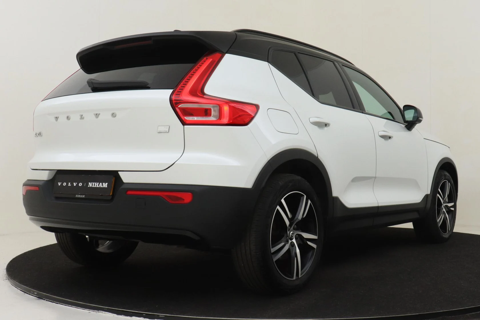 Volvo-XC40