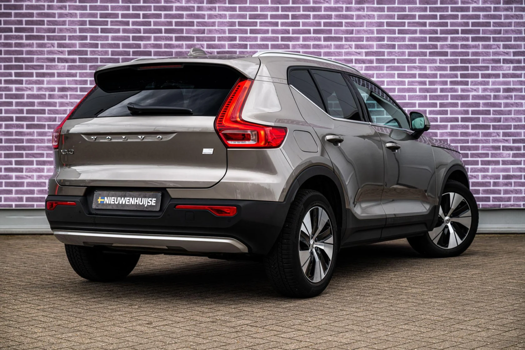 Volvo-XC40