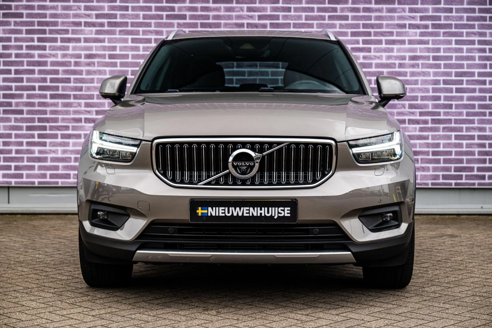 Volvo-XC40