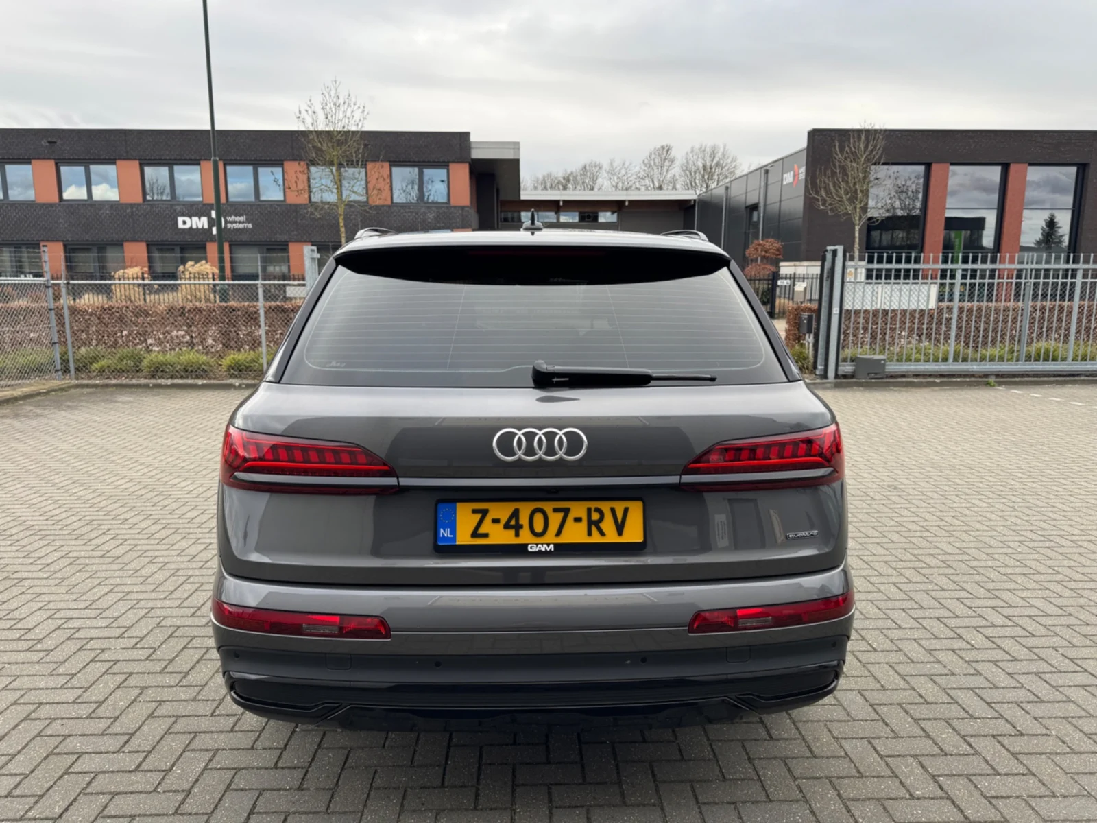 Audi-Q7