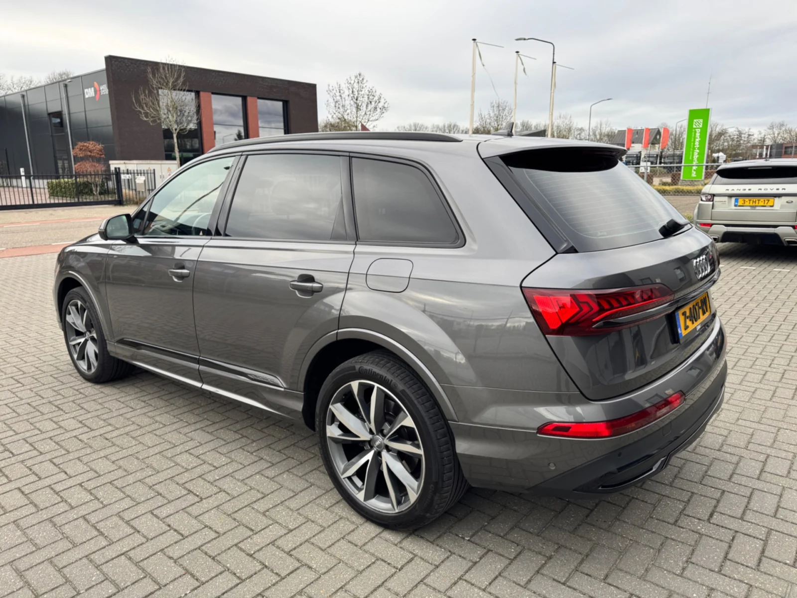 Audi-Q7