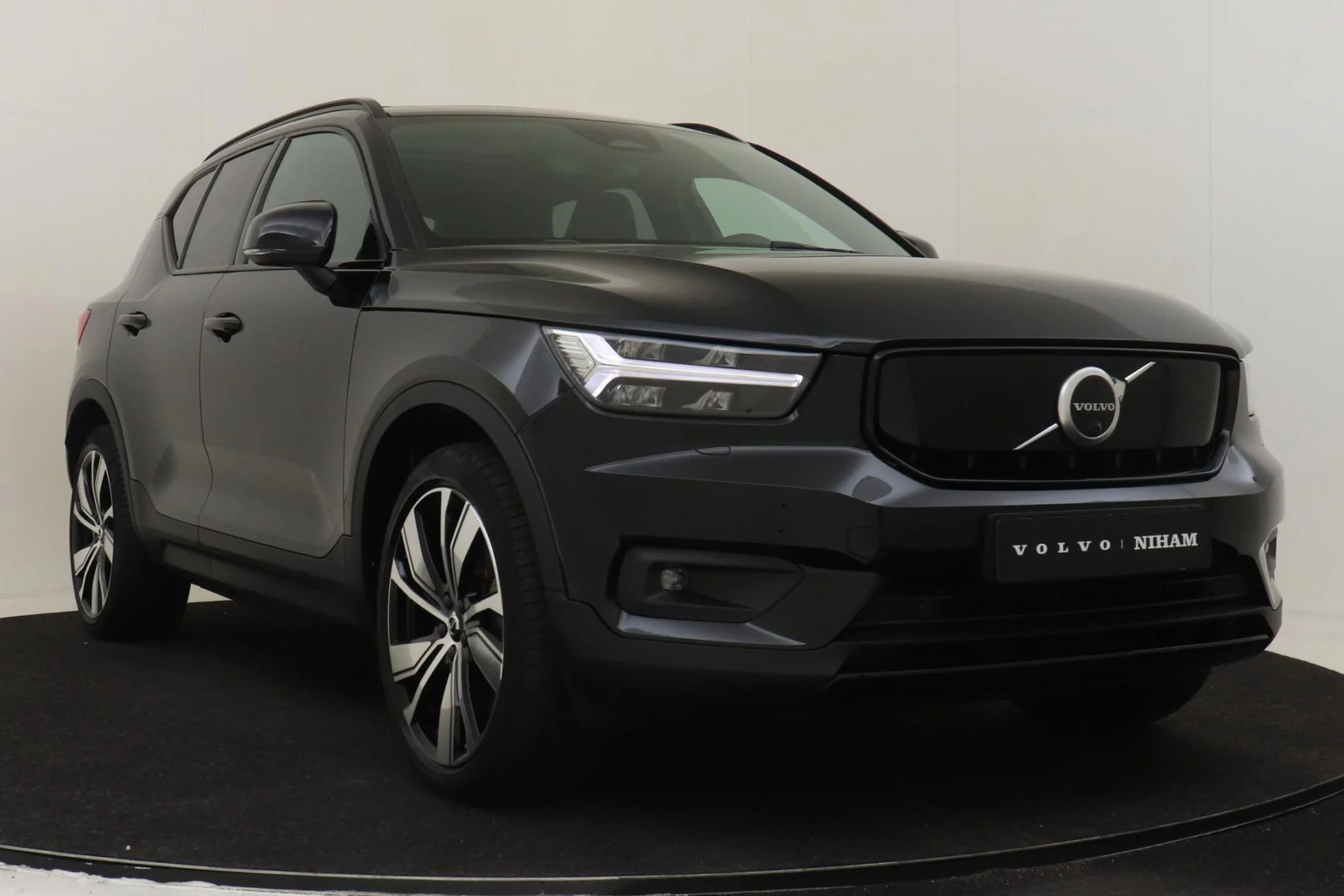 Volvo-XC40