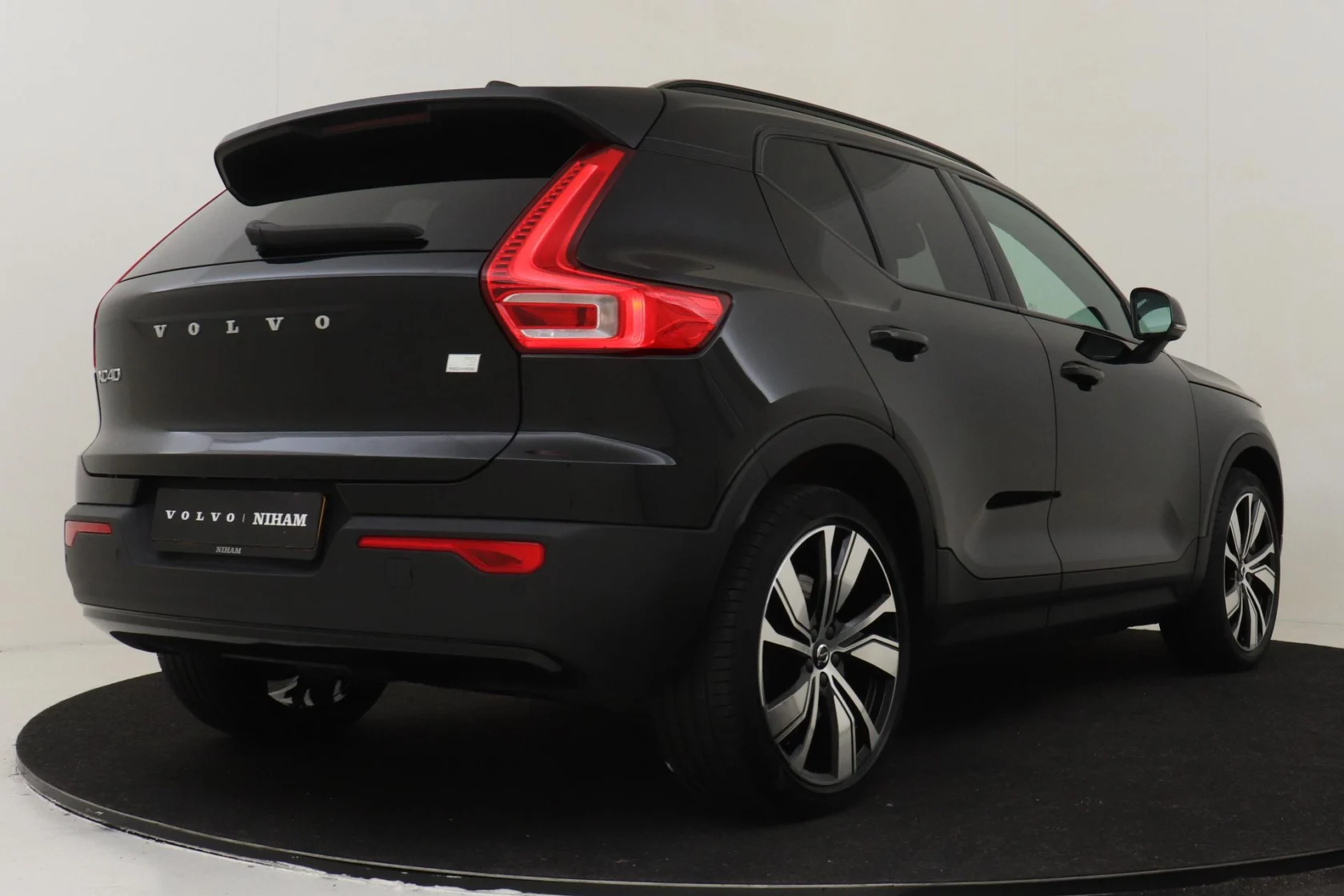 Volvo-XC40
