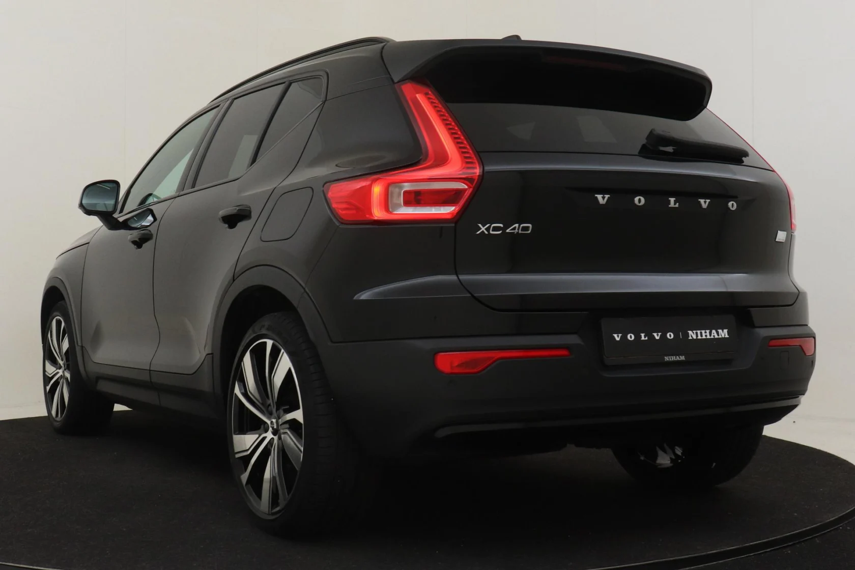 Volvo-XC40