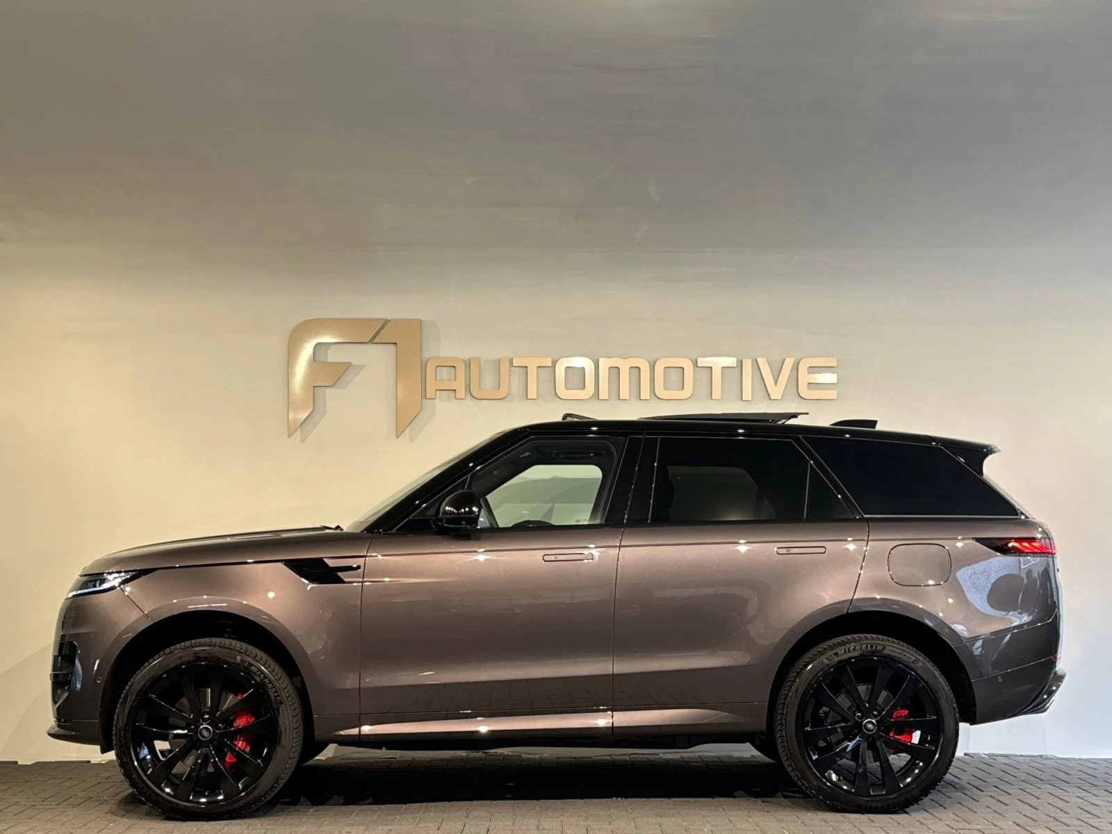 Land Rover-Range Rover Sport