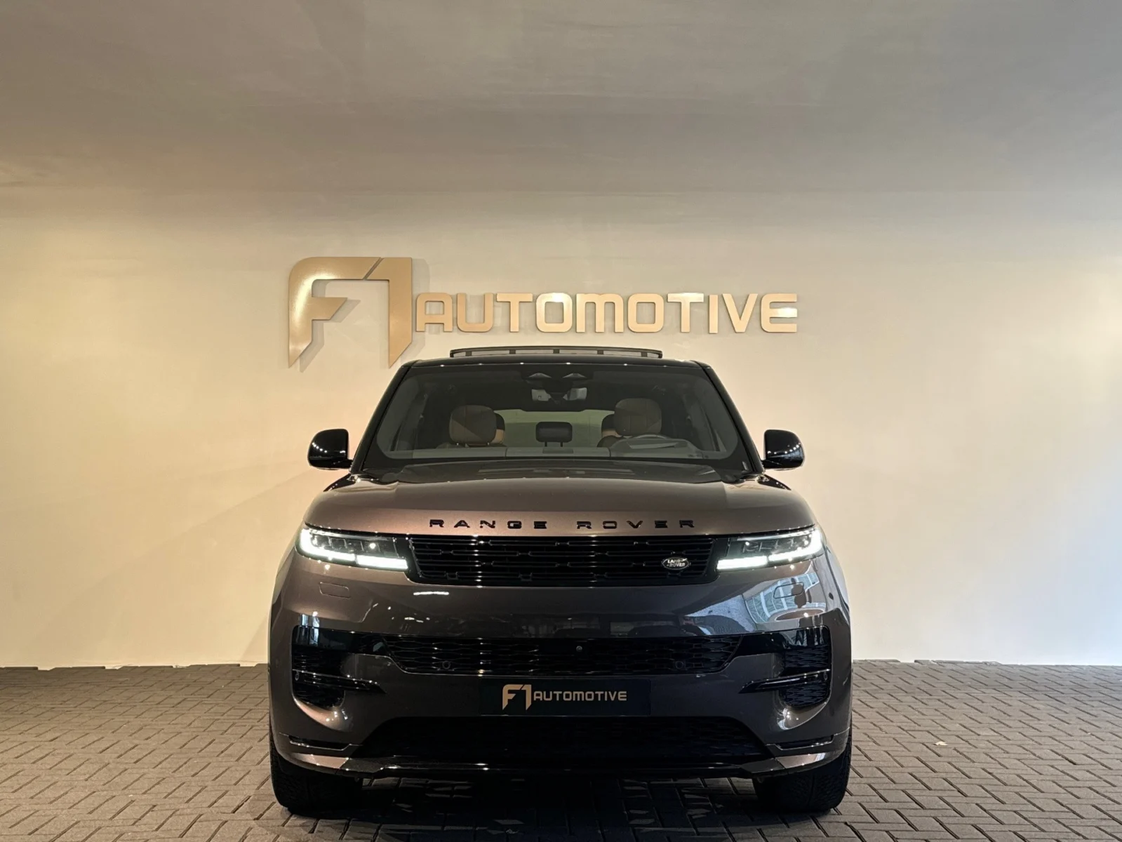 Land Rover-Range Rover Sport