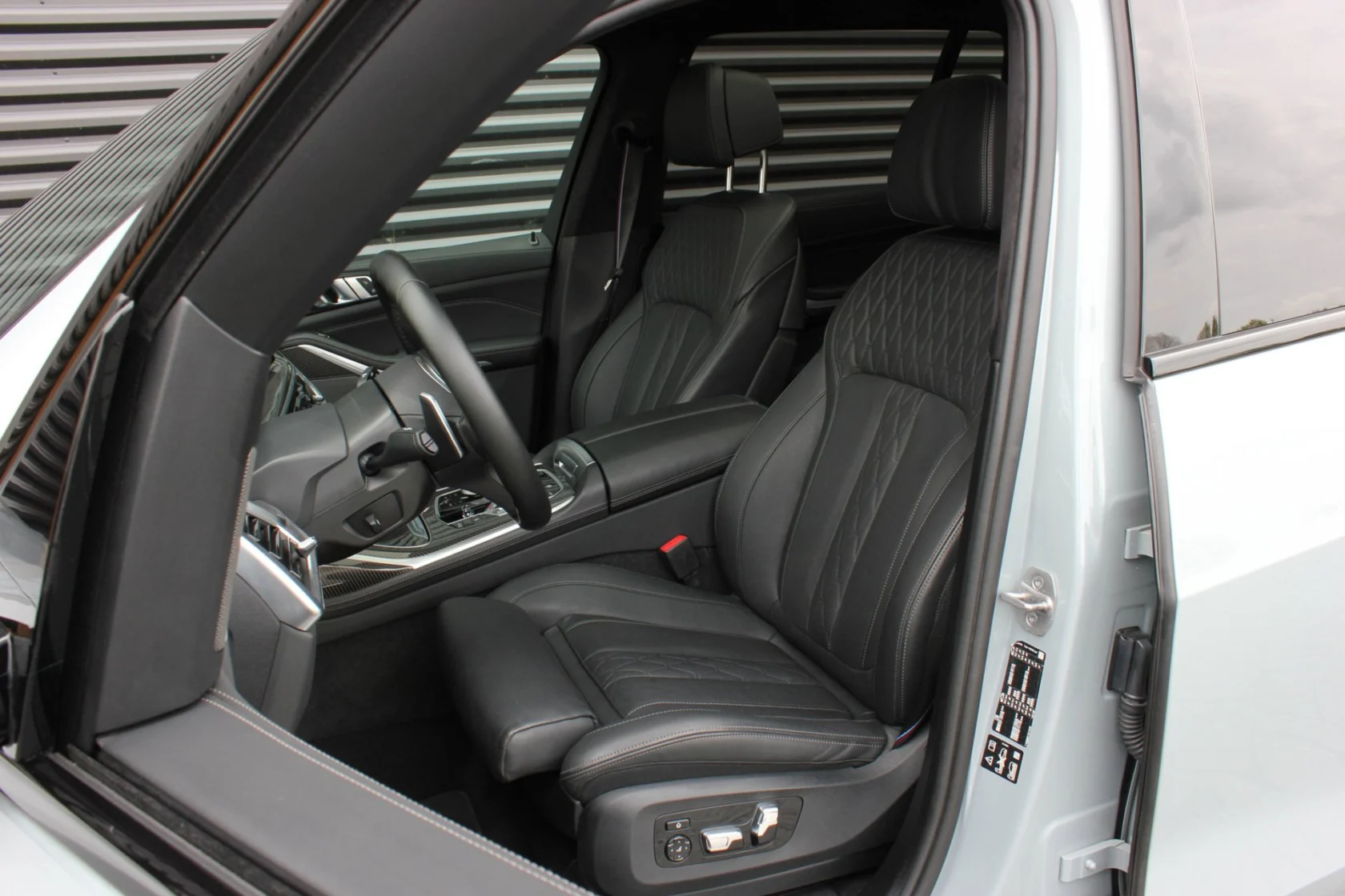 BMW-X7
