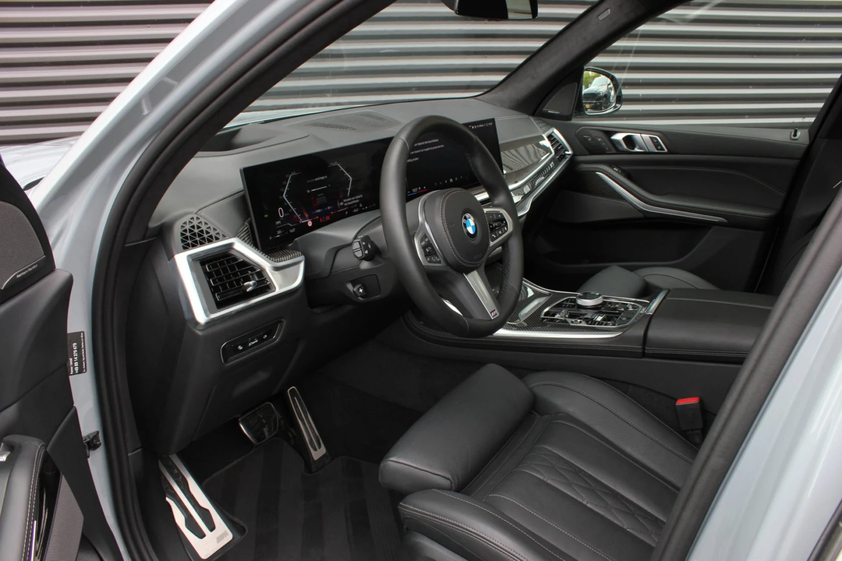 BMW-X7
