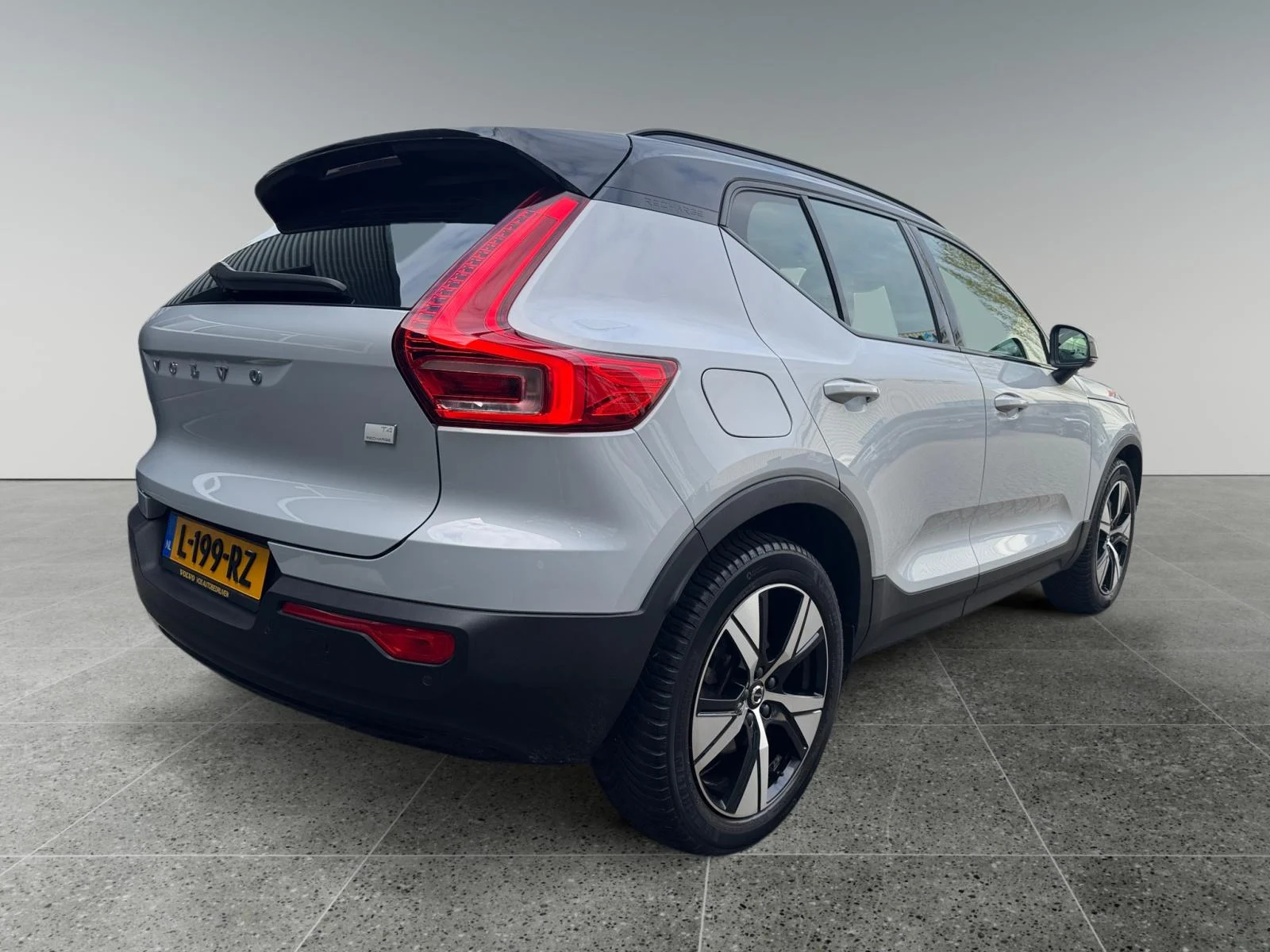 Volvo-XC40