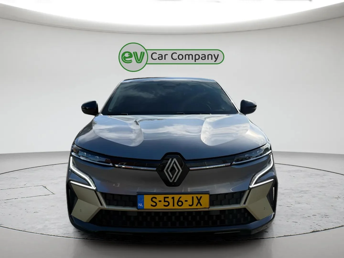 Renault-Megane E-Tech Electric
