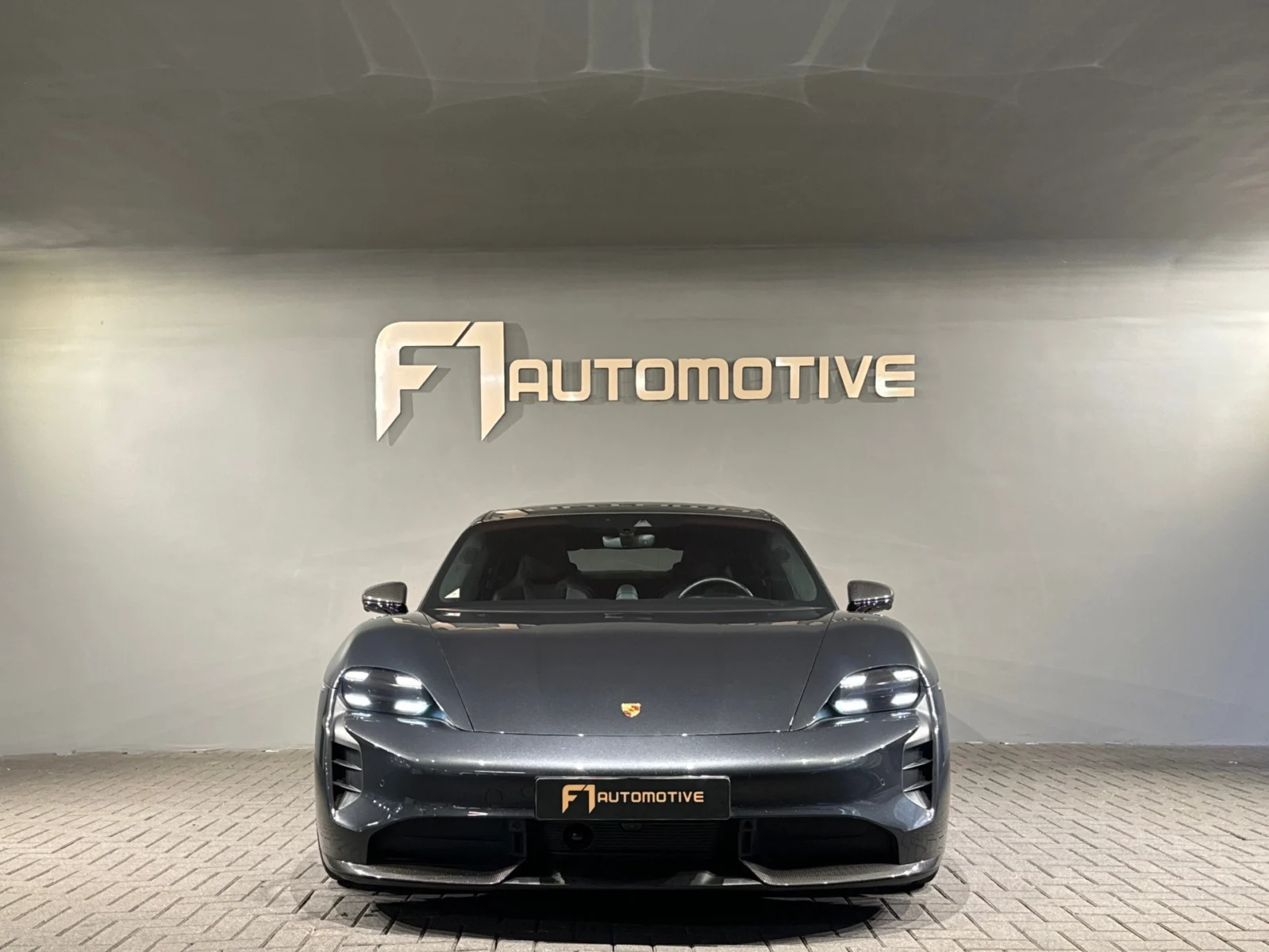 Porsche Taycan Turbo S Ceramic