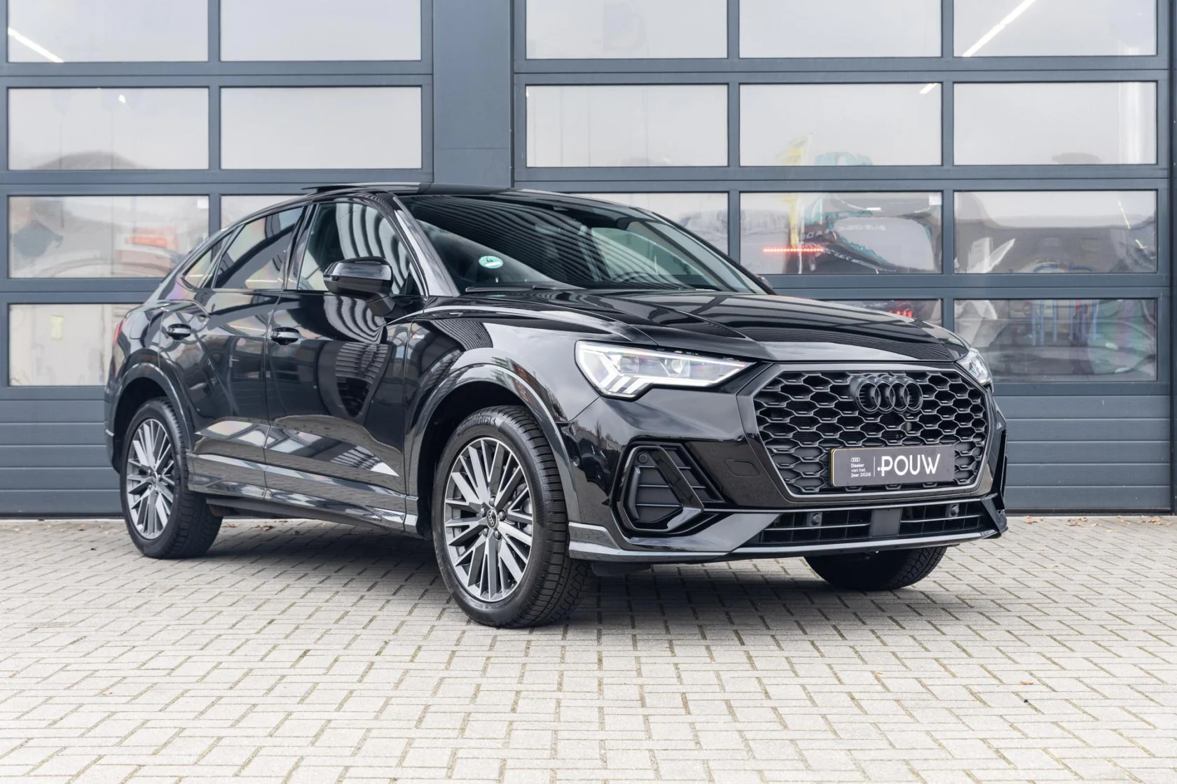Audi-Q3 Sportback