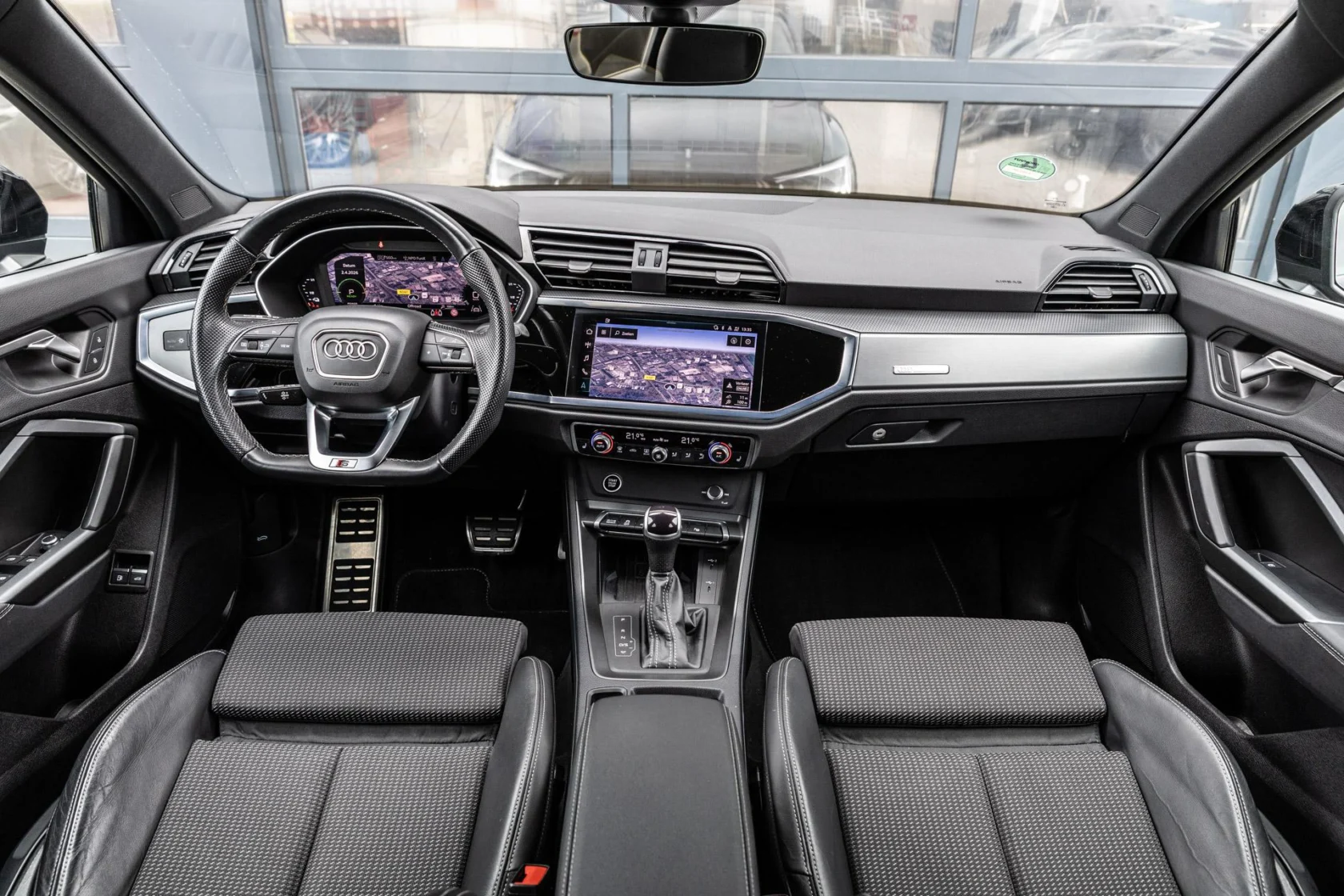 Audi-Q3 Sportback